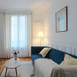 Bienvenus Dans Le 12Eme Parisien